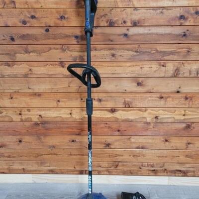 Kobalt Metal Detector with Battery Charger