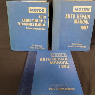 (3) 1970's-1980's Auto Mechanic's Manuals