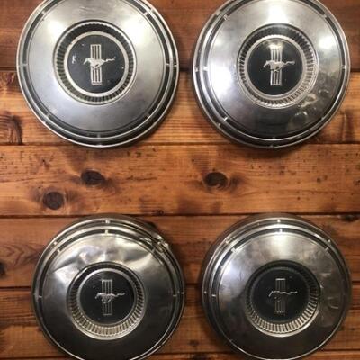 (4) Complete Set of Vintage Ford Mustang Hubcaps