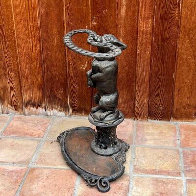 CAST IRON DOG UMBRELLA STAND | very unique and in great shape! h. 23-3/4 x w. 19 x d. 13 in.