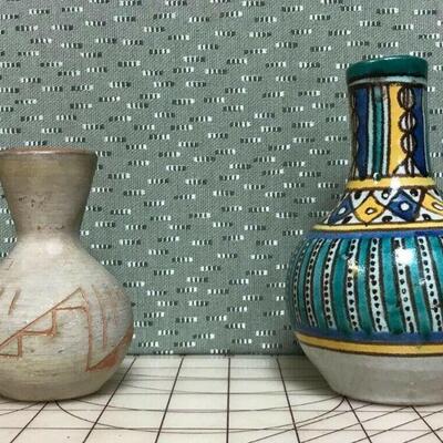 https://www.ebay.com/itm/115341278368	CC5223 Ceramic and Clay Small Vase Pottery Lot		BIN	 $25.99 
