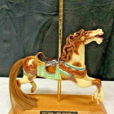 https://www.ebay.com/itm/125258020920	LB1009 COLLECTIBLE NEW ORLEANS CITY PARK CAROUSEL 13TH ED 2003 FIGURINE		Auction Starts 	Apr 22,...