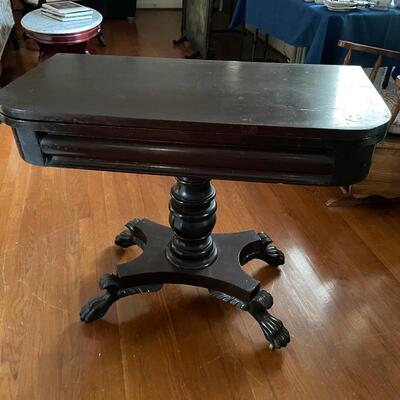 Mahogany claw food game table