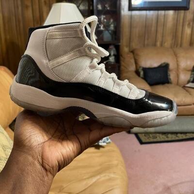 Youth Jordanâ€™s size 4