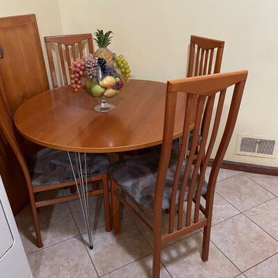 Contemporary dining table