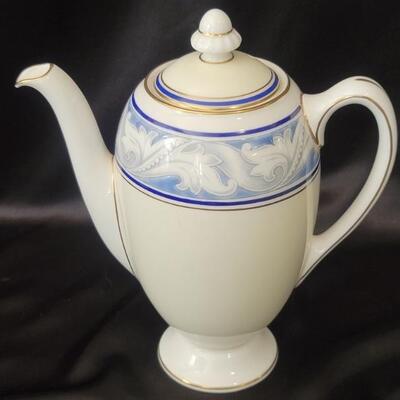 Royal Doulton Tewkesbury Teapot