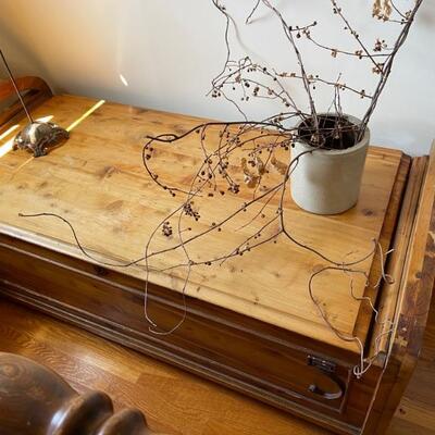Early Lane cedar chest