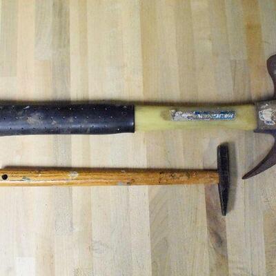 2 Hammers