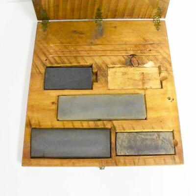 4 Sharpening Stones in Wooden Box