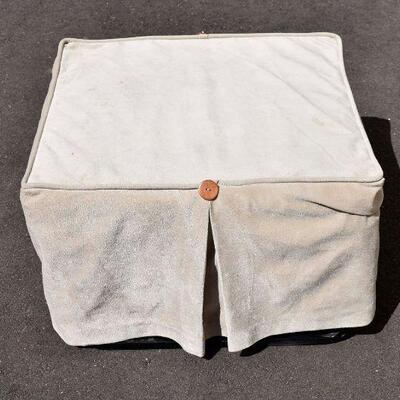 Bed / Ottoman (pic2)