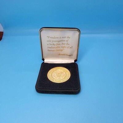 Ronald Reagan Eternal Flame of Freedom Coin Medallion with Presentation Box
