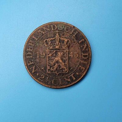 1945 Netherlands East Indies 2 1/2 Cent Coin