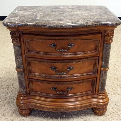 1071	3 DRAWER MAHOGANY BEDSIDE CHEST WITH MARBLE TOP AND SIDE COLUMNS. APPROXIMATELY 30 IN X 19 IN X 33 IN HIGH
