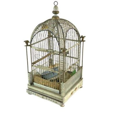 Lot 129
Antique Gilded Decorative Bird Cage