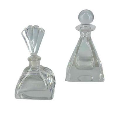 Lot 149
Vintage Crystal Parfume Bottles