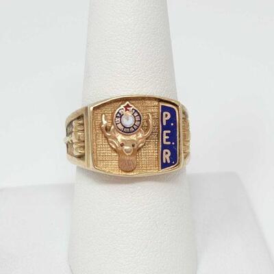 108: 10k Gold Commemorative Ring, 9.1g Weighs Approx: 9.1g Ring Size: 9