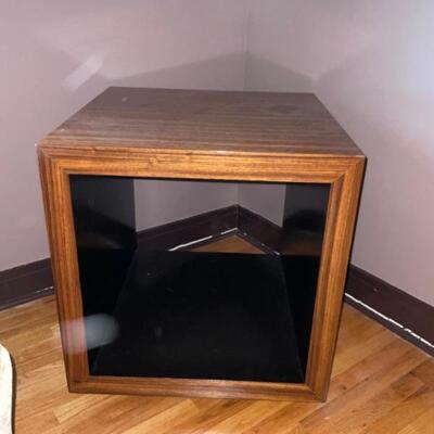 Open cube table