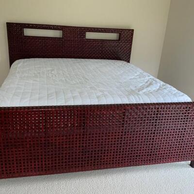 Basket weave King bed