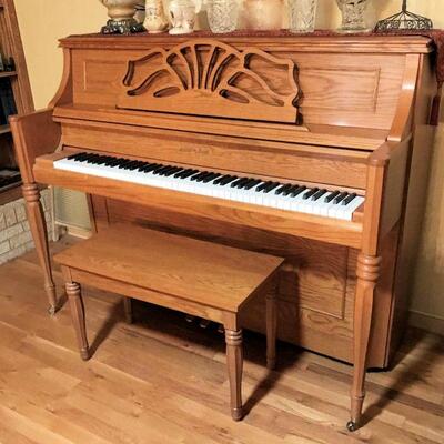 Gorgeous upright piano
