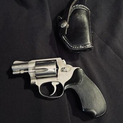 Smith and Wesson 38 S&W Spl with Holster