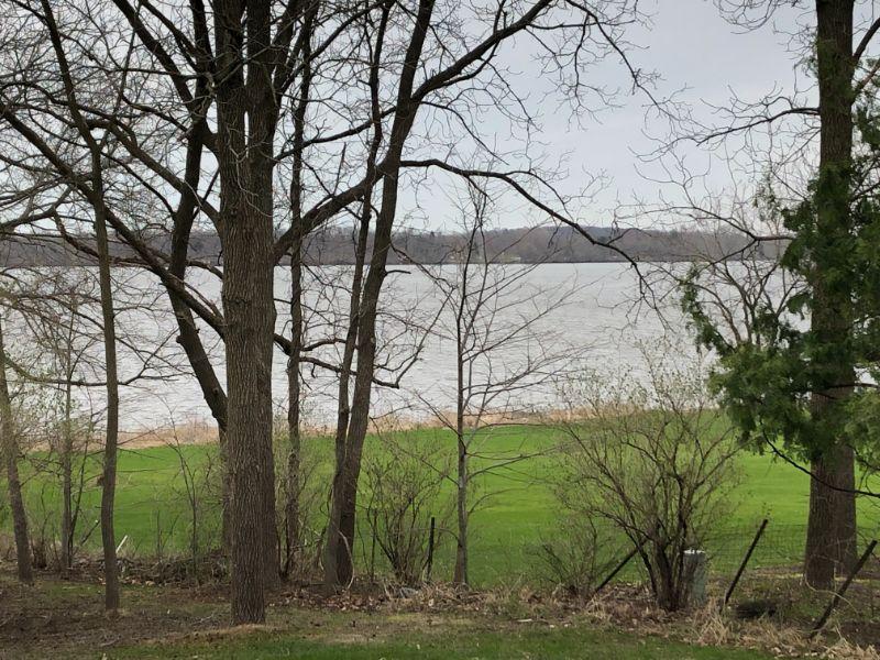 Lake Sinissippi Buildable Lot Dodge County WI