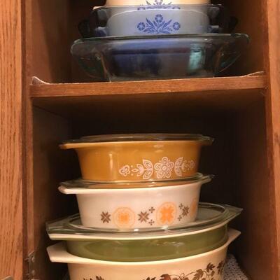 Pyrex, Corningware and more kitchen items
