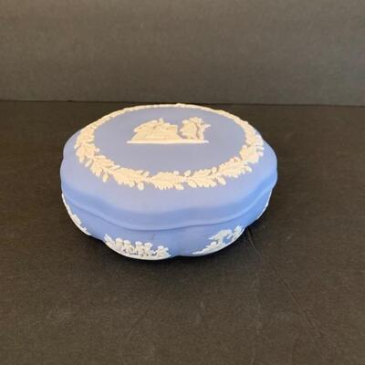 WedgeWood Jasper Ware Octagonal Trinket Box