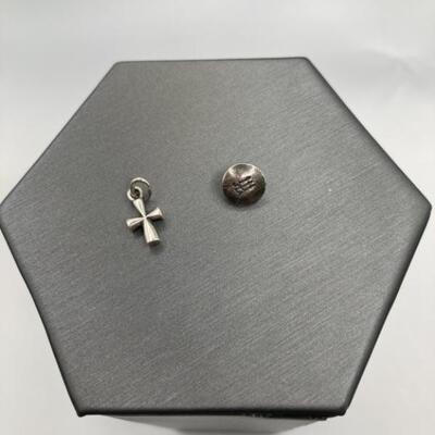 925 Silver James Avery Cross Charm tl weight 2.01g