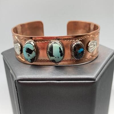 Western Fashion Copper Bracelet with Turquoise