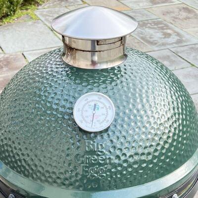 BIG GREEN EGG | Charcoal grill and smoker, size large