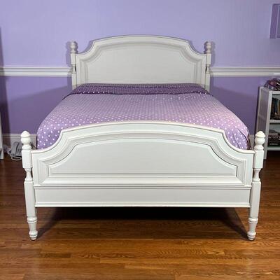 POTTERY BARN FULL BED | PB Teen white painted bed; h. 56 x w. 64 x l. 84 in. [mattress not included]
