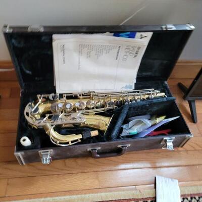 alto saxophone 