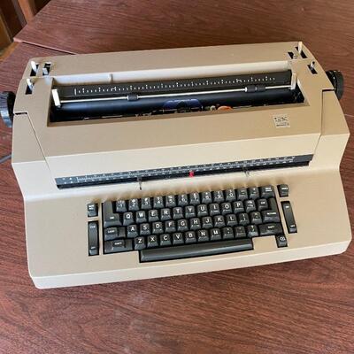 IBM typewriter