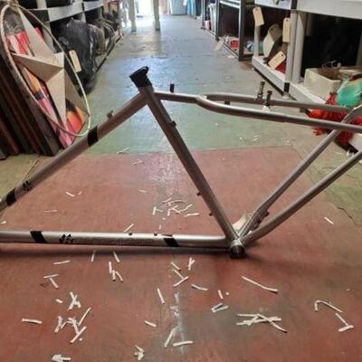 6550 • New Bontrager Bicycle Frame