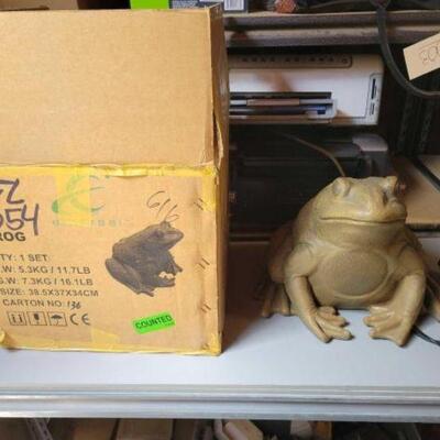 #6054 • New In Box Ethereal Frog Weatherproof Garden Speaker