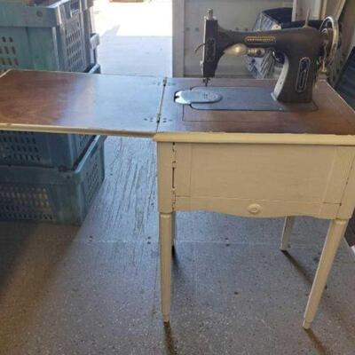 #5010 â€¢ Vintage Dressmaster Rotary Sewing Machine Table