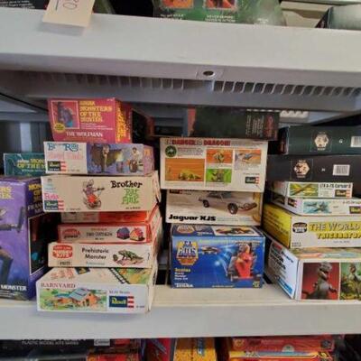 #4082 â€¢ Vintage Die Cast Model and Figurine Boxes