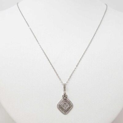 846	

14k White Gold Chain and Pendant with Diamonds, 4.3g
Weighs Approx: 4.3g