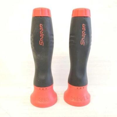 #5126 • Snap-On Tool Handle Salt and Pepper Shakers