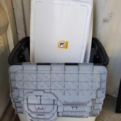 #5000 â€¢ 9 Totes with Lids