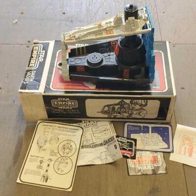 #4072 â€¢ Kenner Star Wars Darth Vader's Star Destroyer Action Playset in Original Box 