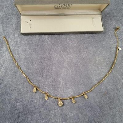 vintage jewelry