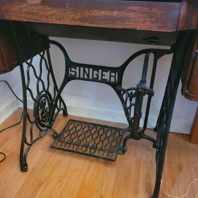 Singer sewing machine, table only