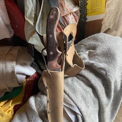 Sheath knife