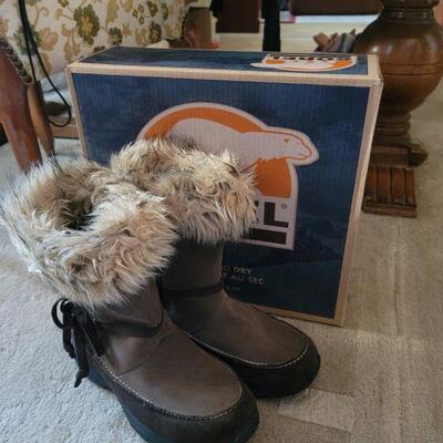 NIB Sorel Boot