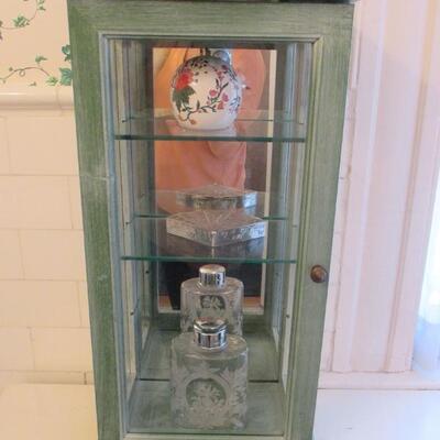 ADORABLE TABLE TOP DISPLAY CABINET  