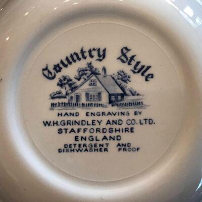 W.H. Grindley & Co, Ltd. Country Style - 38 assorted pieces