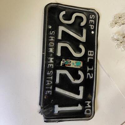 Antique License Plate Shoe Me State