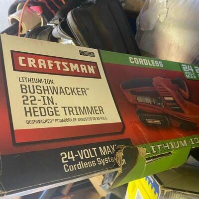 Craftsman Bushwhacker 22 in. Hedge Trimmer Lithium charger