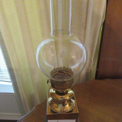 70'S VINTAGE RISDON MFG. CO. DANBURY CT KEROSENE / OIL LAMP